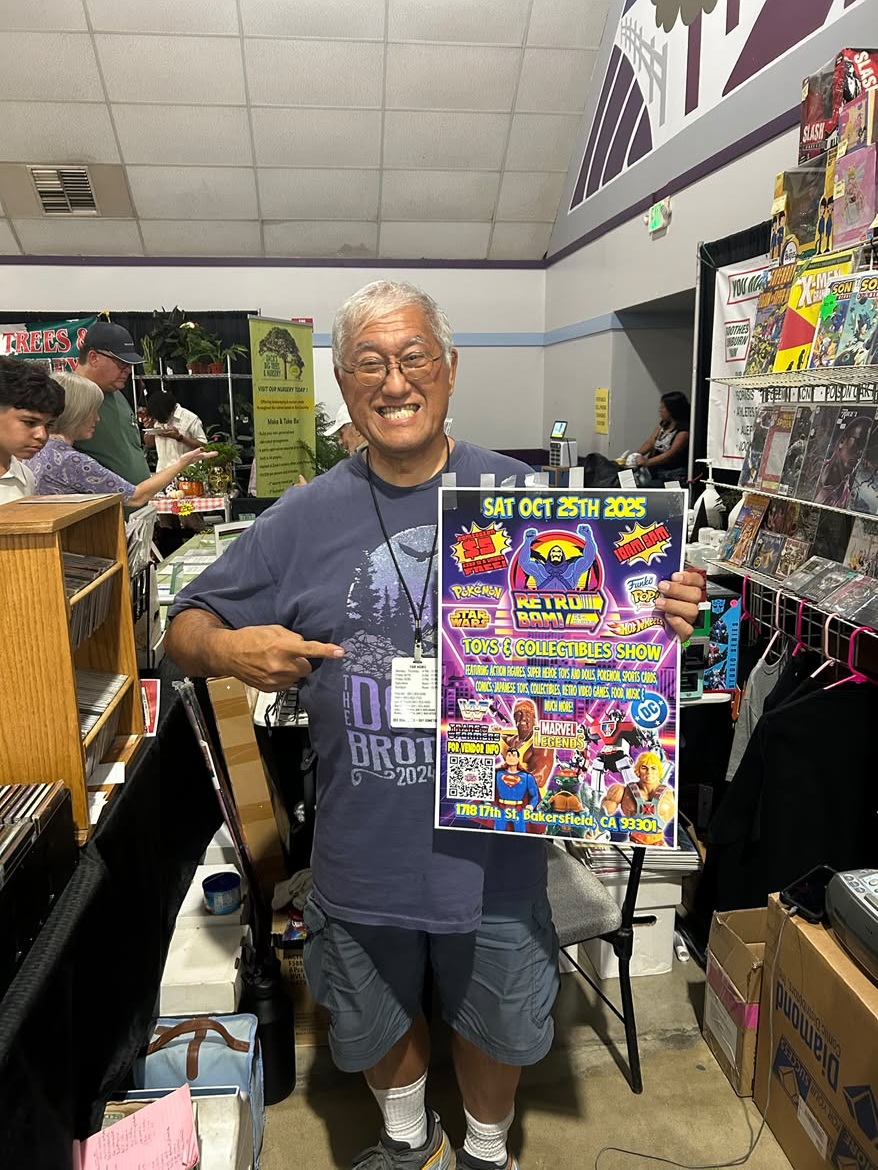 Another show-floor moment from RETRO-BAM! highlighting vendors and attendees.